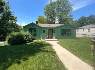 802 Bellevue Blvd N, Bellevue, NE 68005