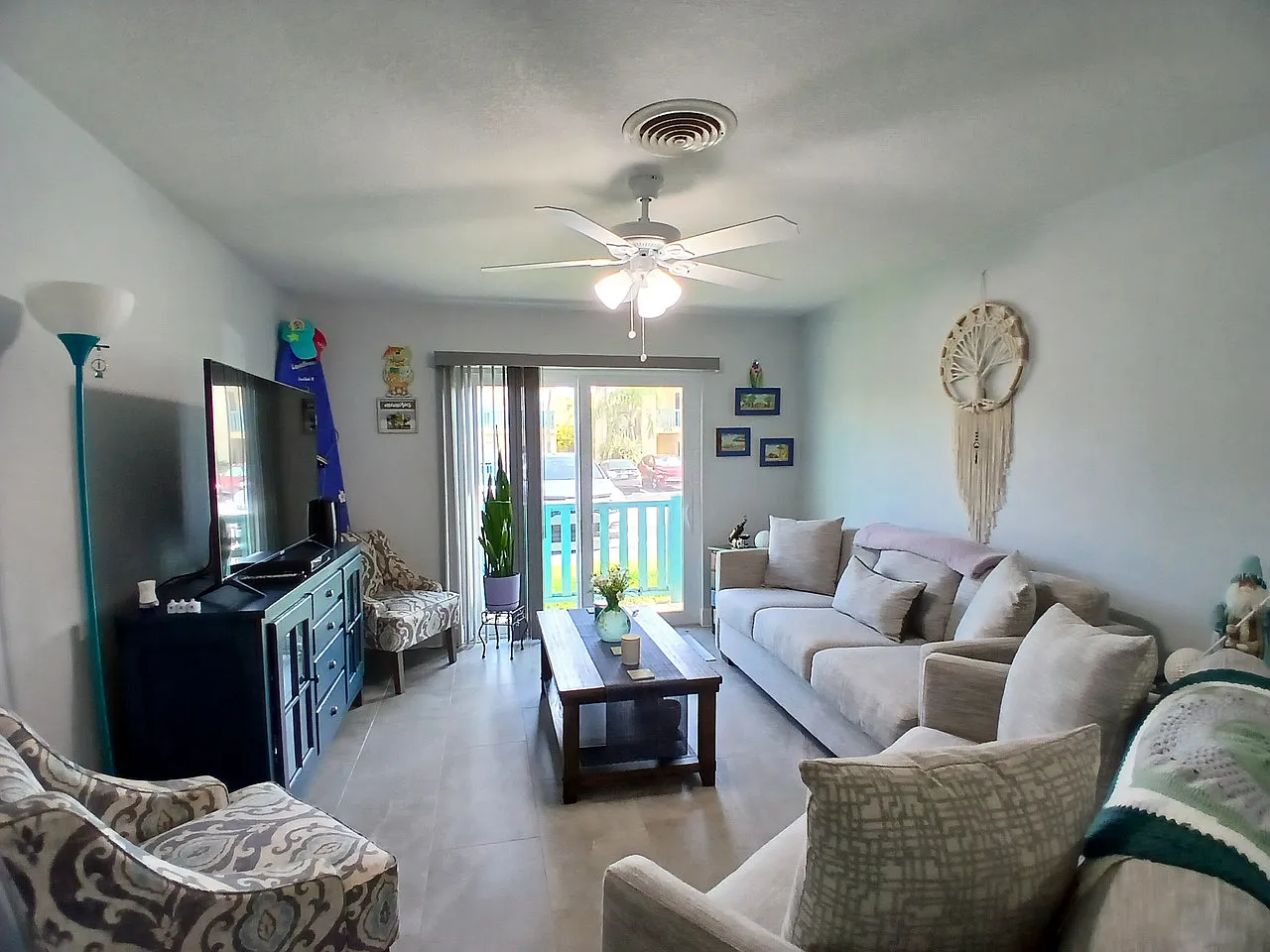2 bed, 944 sqft, $1,600 — Photo 4