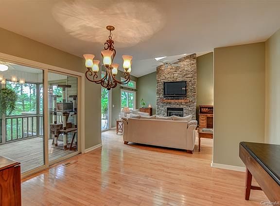 5th image of 2060 Deep Woods Dr