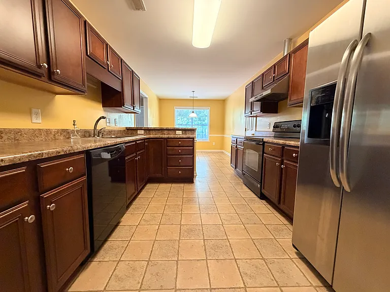 4566 Woodway Dr — Photo 7