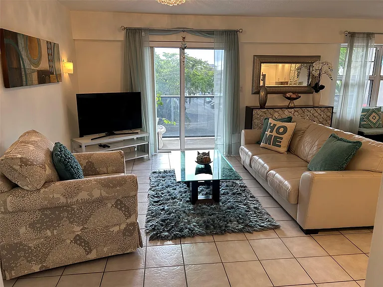 5100 Dupont Blvd #3K — Photo 6