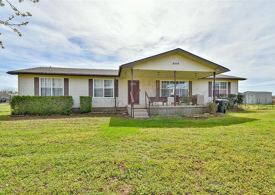 1st image of 8440 N Jordan Way