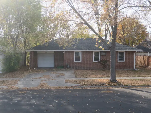 1110 8th St S, Saint Cloud, MN 56301