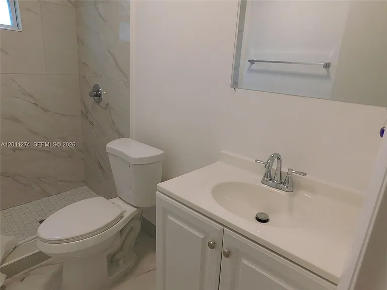 2230 NW 58th St #B — Photo 12