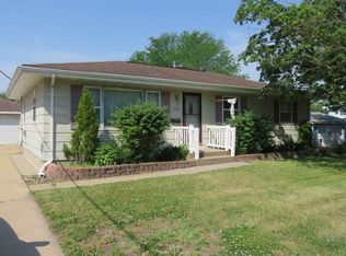 2230 C St SW, Cedar Rapids, IA 52404