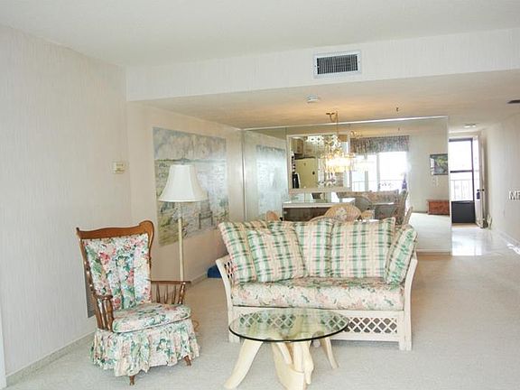 3rd image of 7700 Sun Island Dr S APT 703