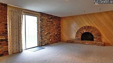 2nd image of 5585 Harleston Dr