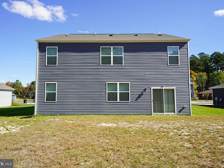 1712 Severn St — Photo 6