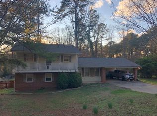 369 Wayward Wind Dr, Lilburn, GA 30047