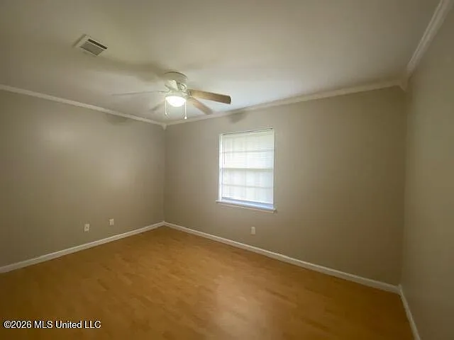 3 bed, 2.0 bath, 1075 sqft, $1,650 — Photo 4
