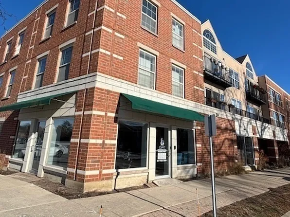 1800 Dewes St Unit 314, Glenview, IL 60025