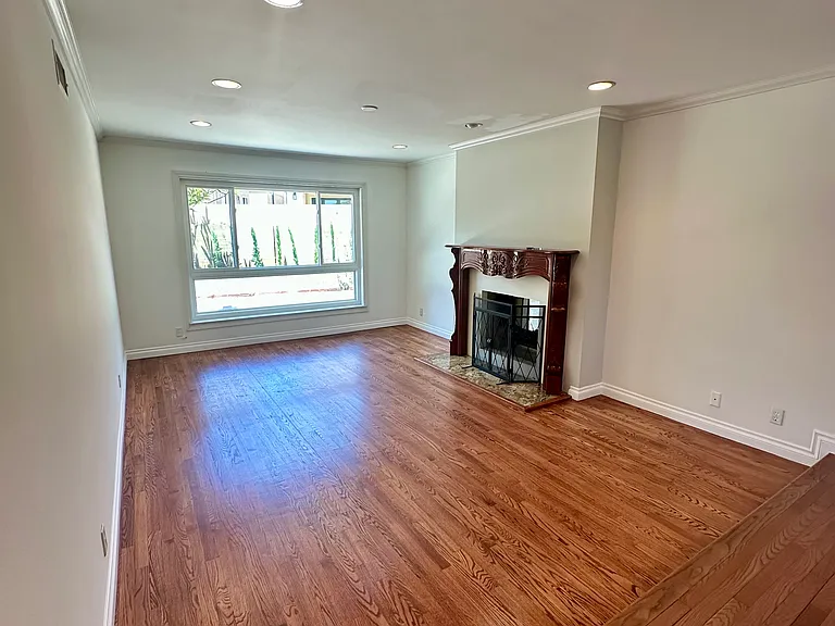 10463 El Monte Ave — Photo 7