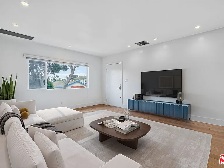 119 Paloma Ave #G — Photo 4