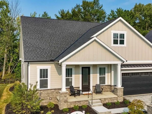 3005 Souder Dr, Blacklick, OH 43004