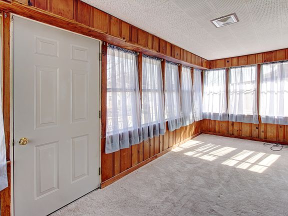 Enclosed front porch 