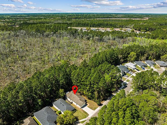3rd image of 96533 Commodore Point Dr
