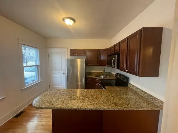 290 Hilldale Ave #1, Haverhill, MA 01832