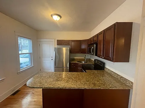 290 Hilldale Ave #1 Photo 1