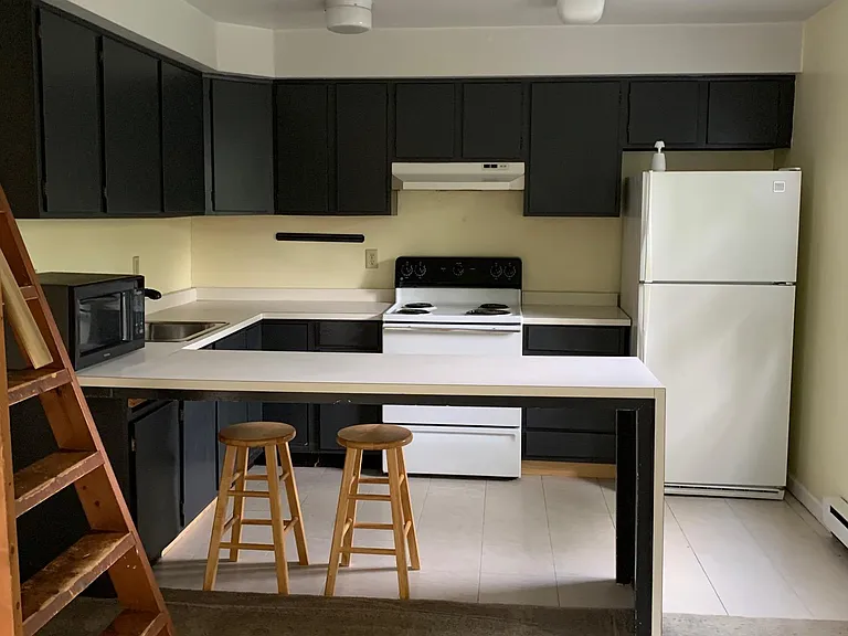 265 W Whitehall Rd #B — Photo 1