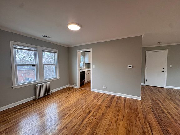 4th image of 371 Central Ave