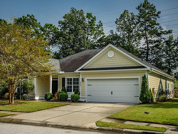 2nd image of 8559 Royal Palms Ln