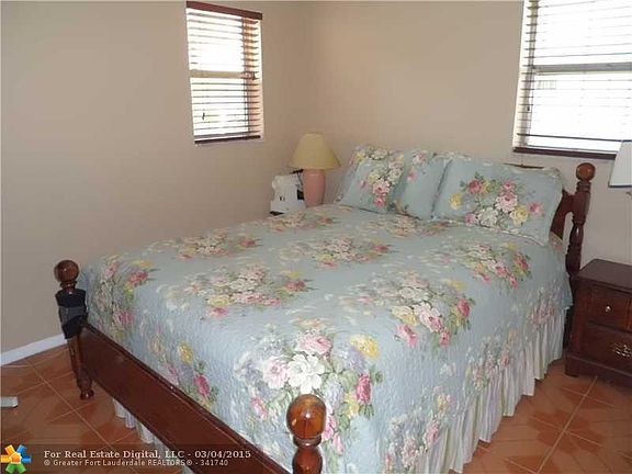 5th image of 2951 E Sunrise Lakes Dr #101