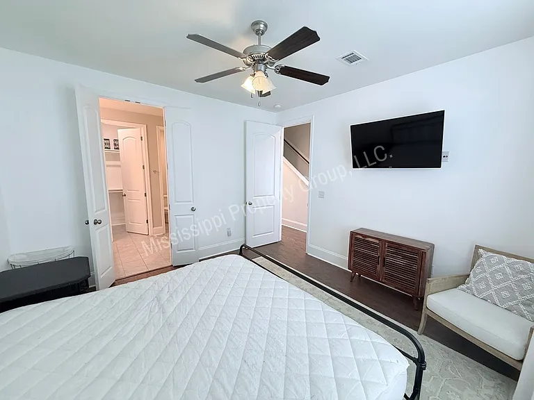 102 Farm View Dr #1306 — Photo 11