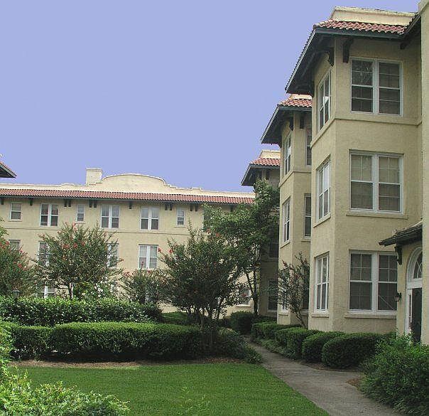 Broadway Apartments