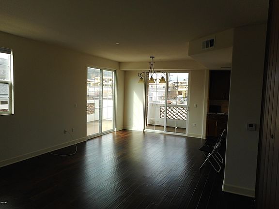 2nd image of 130 N Garden St Unit 3242