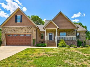 2215 Loflin Farlow Ln, Sophia, NC 27350
