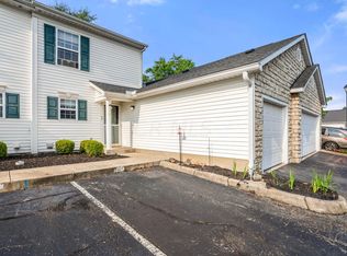 6737 Hamler Dr #32D, Canal Winchester, OH