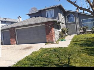 8832 Cottonwood Ln, Stockton, CA 95210