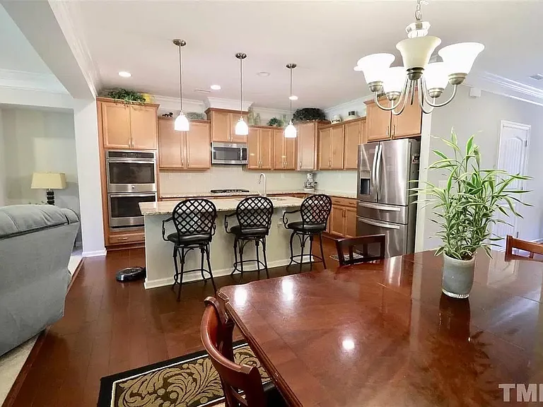 4148 Vallonia Dr — Photo 11
