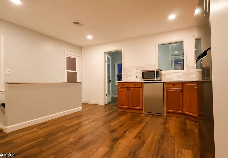 655 E Passaic Ave #2 — Photo 9