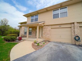 9356 Meadowview Dr, Orland Hills, IL 60487