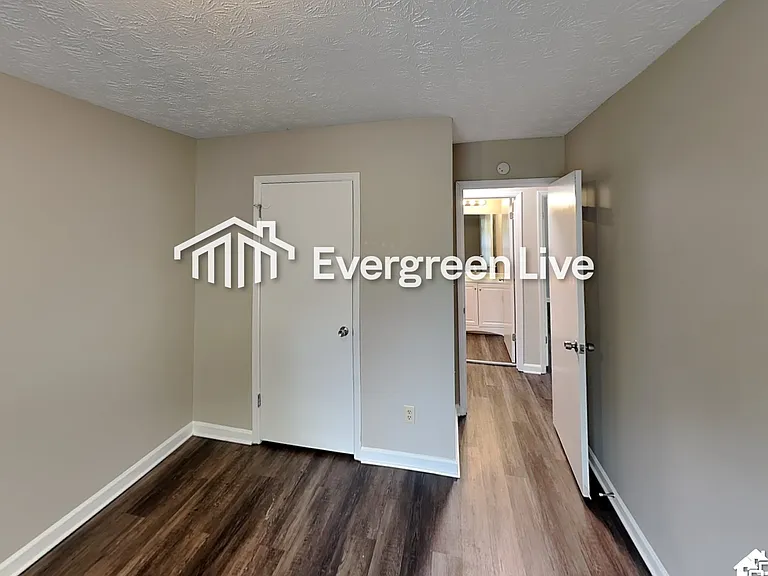 333 Park Ridge Cir — Photo 11