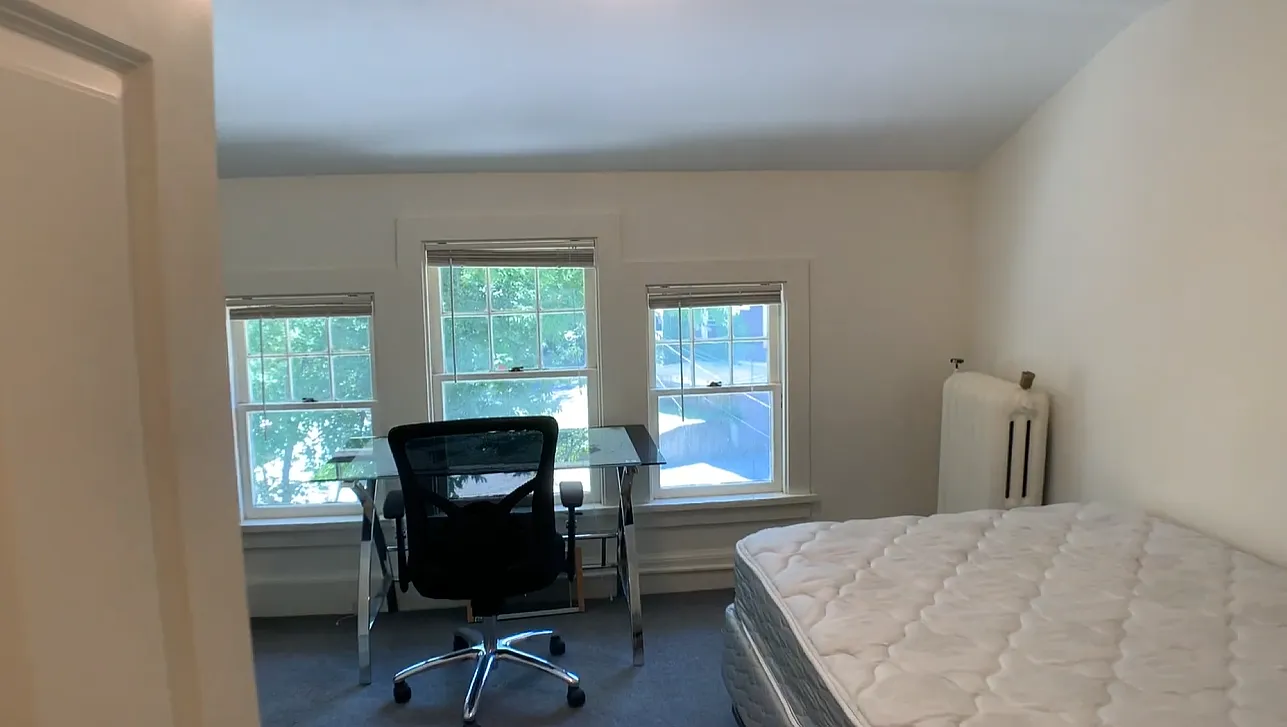 114 Highland Place - 4 — Photo 3