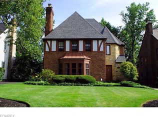 17626 Berwyn Rd, Shaker Heights, OH 44120