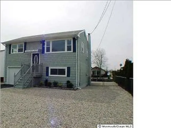 13 Navarra Dr, Brick, NJ 08723
