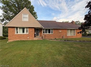 26314 N Woodland Rd, Beachwood, OH 44122