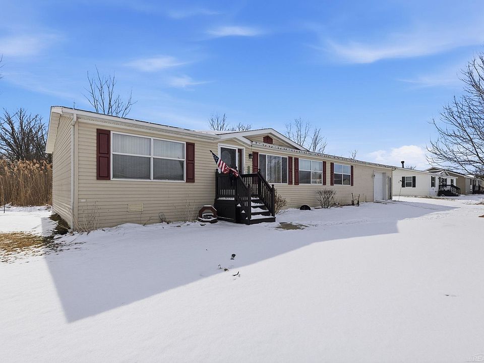 1st image of 221 Christopher Stone Dr