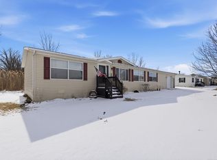 221 Christopher Stone Dr, Capac, MI 48014