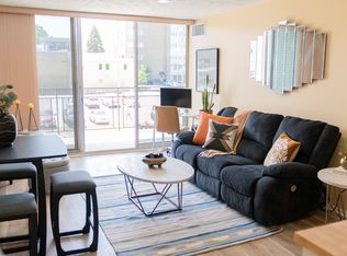 3000 Farnam St APT 2K, Omaha, NE 68131