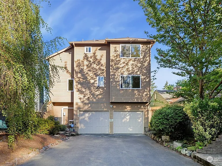 13524 39th Ave NE — Photo 40