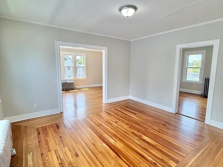 213 Winthrop St #3 — Photo 8
