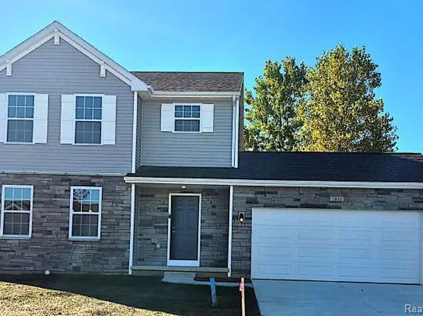 2855 Treymore St, Lapeer, MI 48446