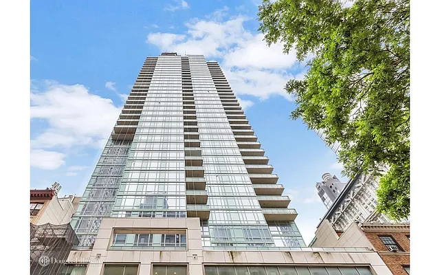 Rented by Douglas Elliman | media 10