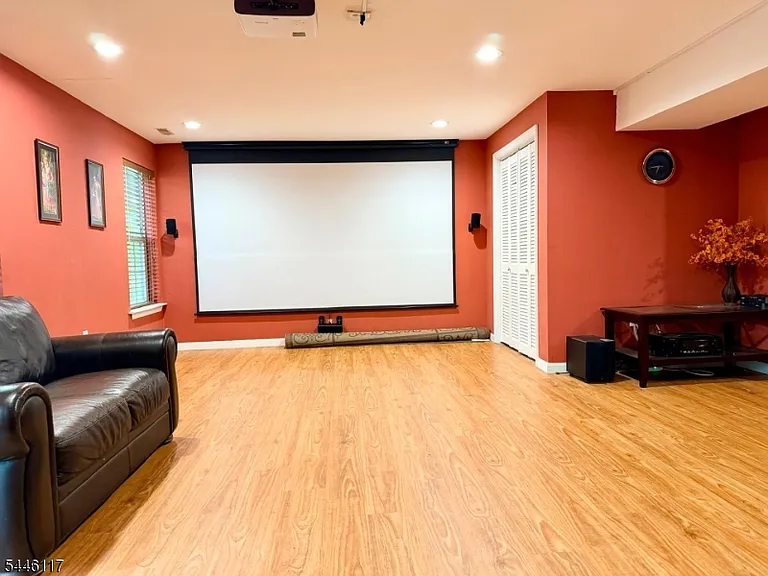 38 Gordon Cir — Photo 21