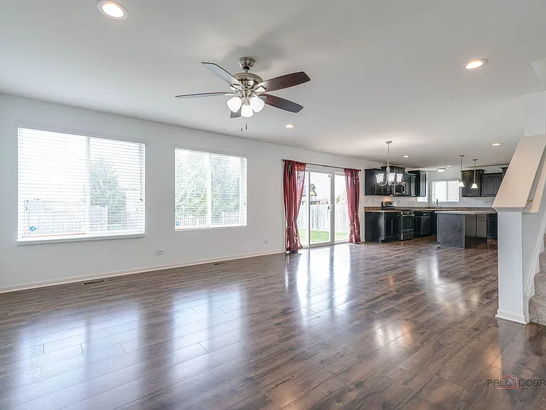 202 Minuet Cir — Photo 9