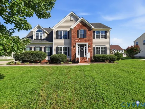 1606 Astwood Cove Dr, Chester, VA 23836